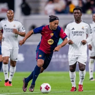 Những Phù Thủy Sân Cỏ: Các Huyền Thoại Brazil Ghi Dấu Ấn Lịch Sử Ku11